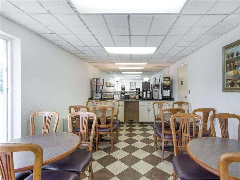 Howard Johnson By Wyndham Virginia Beach Dış mekan fotoğraf